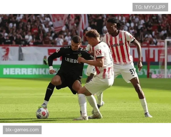 美因茨防线坚如磐石,重拾信心迎战新挑战 美因茨防线坚如磐石,重拾信心迎战新挑战