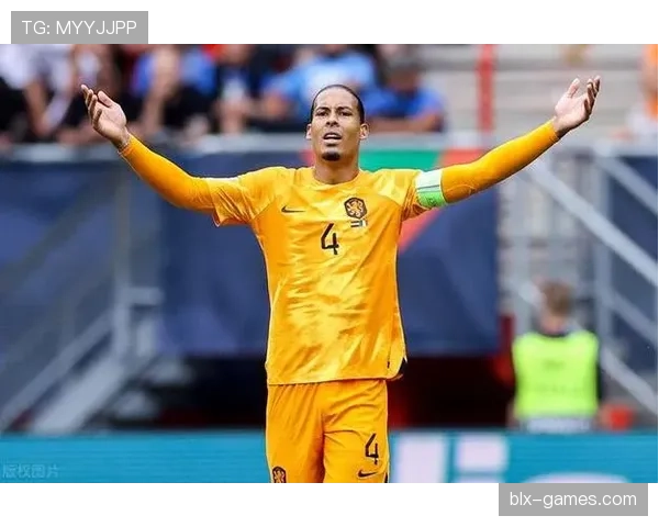 范戴克入选PFA年度最佳球员候选，后防表现稳健备受认可