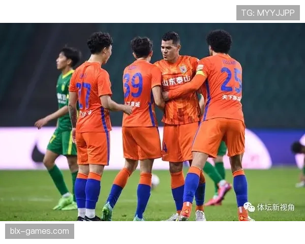 泰山核心竟成矛盾根源?战术问题频暴露,争冠前景面临严峻考验 泰山核心竟成矛盾根源?战术问题频暴露,争冠前景面临严峻考验